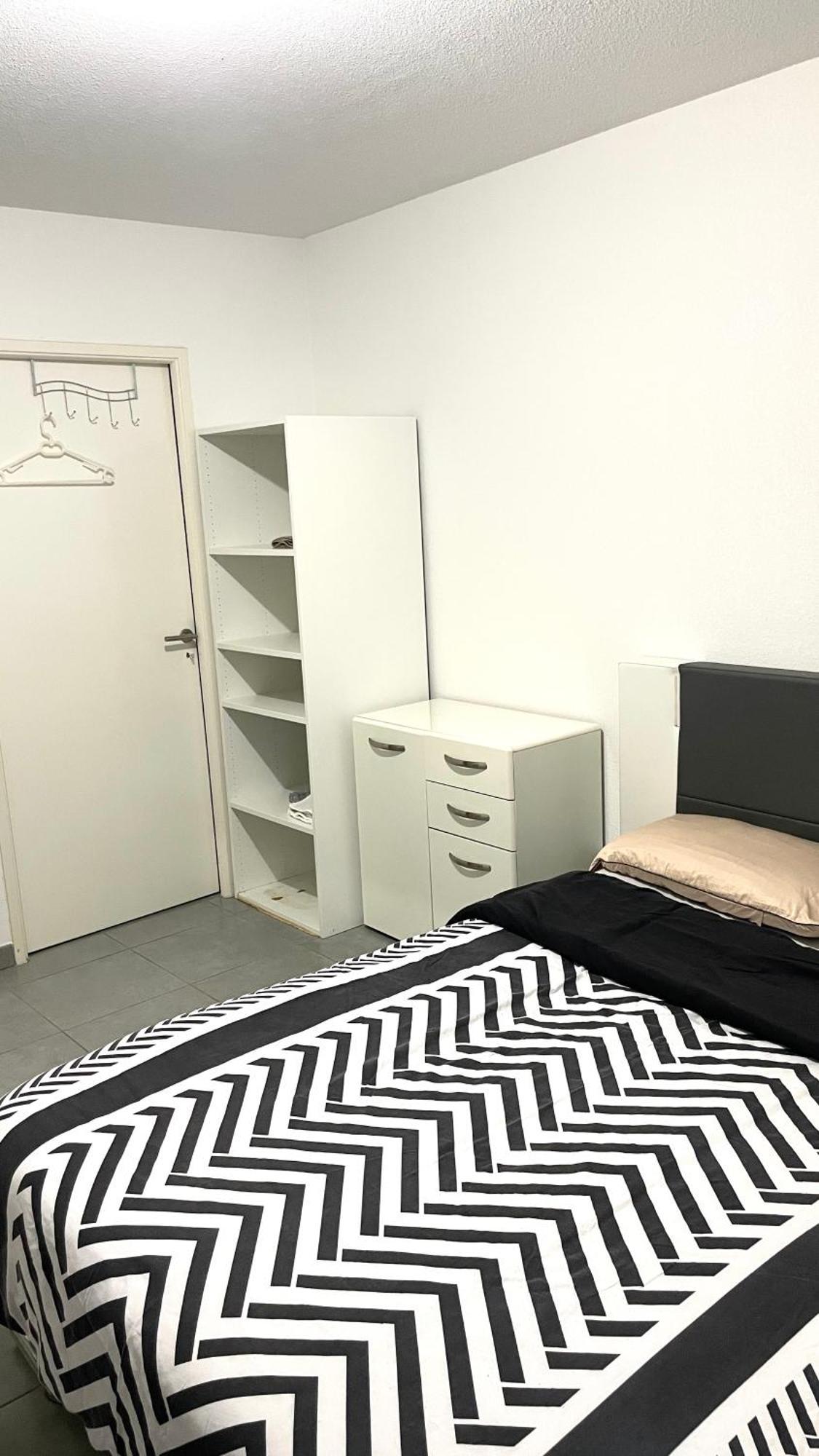 T2 Entier, Centre Apartamento